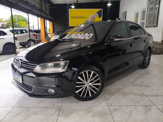 VOLKSWAGEN JETTA 2.0 TSI HIGHLINE 211CV GASOLINA 4P TIPTRONIC